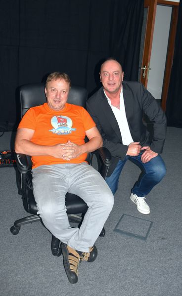 Datei:Ronny+DG 01.jpg